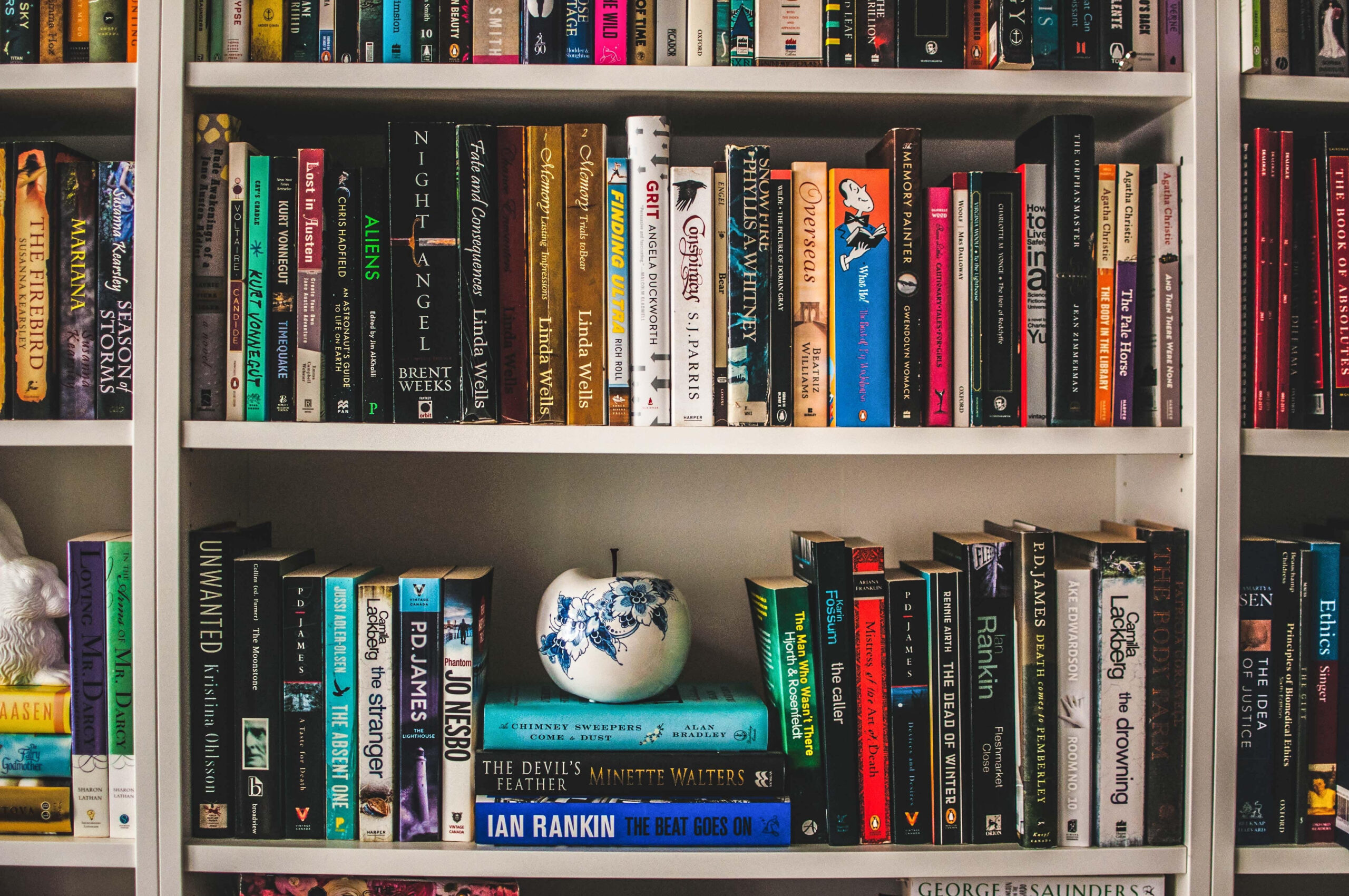 10 Books & Movies That Taught Us to Be Thankful