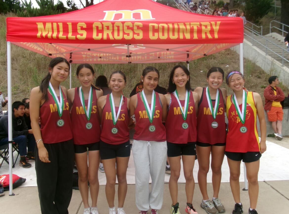 Girls Varsity Cross Country’s Successful Season