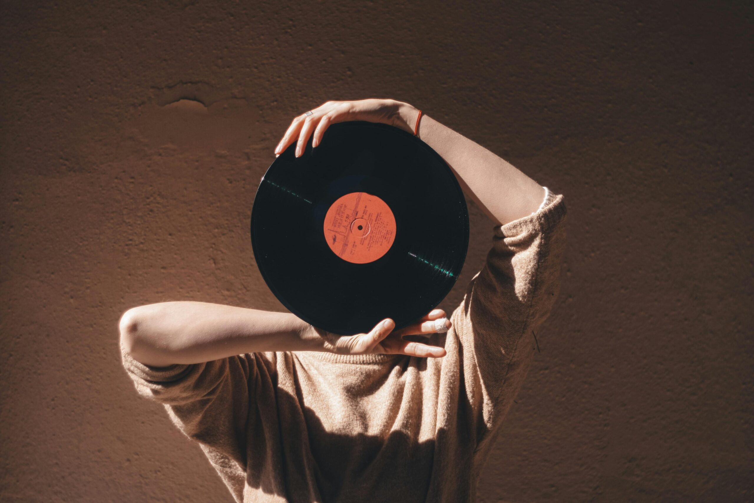 From Analog to Digital and back: The Resurgence of Vinyl